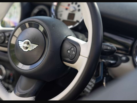 Mini Convertible 1.6 Cooper S 2dr 26