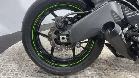 Kawasaki Ninja ZX6R 2009 ONLY 4K MEGA CLEAN 600CC SPORTS BIKE NEW MOT 35