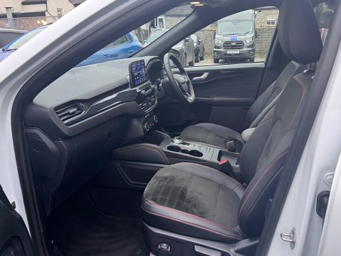 Ford Kuga 2.5 Duratec 14.4kWh ST-Line X Edition CVT Euro 6 (s/s) 5dr 31