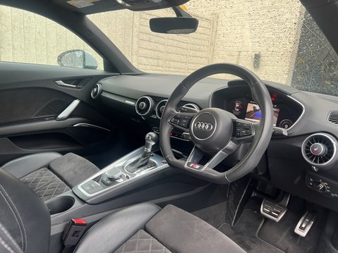 Audi TT 2.0 TFSI 40 S line Coupe 3dr Petrol S Tronic Euro 6 (s/s) (197 ps) 10