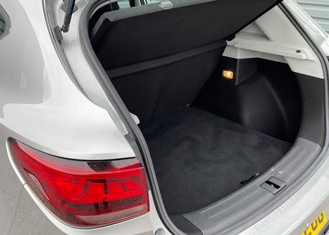 MG ZS EV 72.6 kWh SE 10