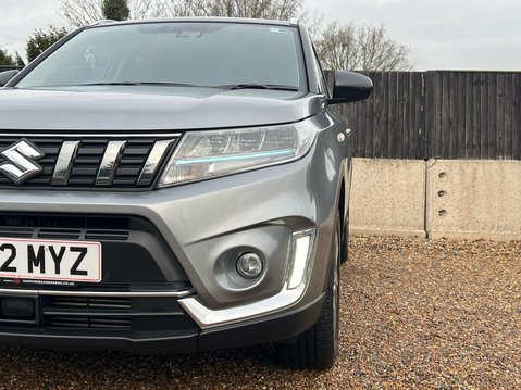 Suzuki Vitara SZ-T BOOSTERJET MHEV 11