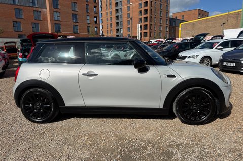 Mini Hatch COOPER.. 6 SERVICES..DAB..SAT NAV..HEATED SAETS..STUNNING EXAMPLE 3