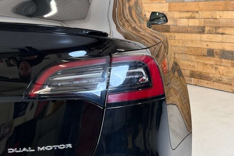 Tesla Model 3 (Dual Motor) Long Range Saloon 4dr Electric Auto 4WDE (346 ps) 70