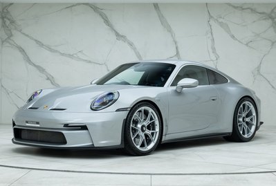 Porsche 911 GT3 Touring (992)