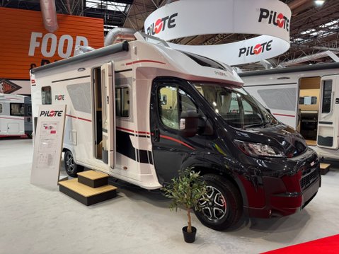 Pilote P740FC Evidence 2026 MODEL - X2 DUE IN 4