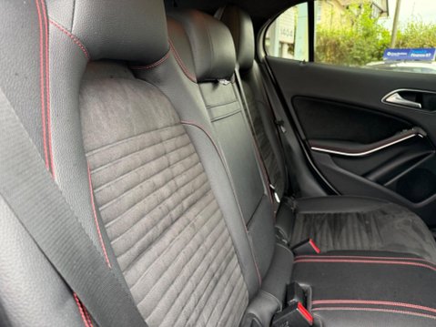 Mercedes-Benz GLA 2.1 GLA200d AMG Line Euro 6 (s/s) 5dr 35