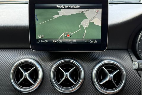 Mercedes-Benz A Class A 200 D SPORT EDITION PLUS - PANORAMIC SUNROOF - DAB DIGITAL RADIO 40