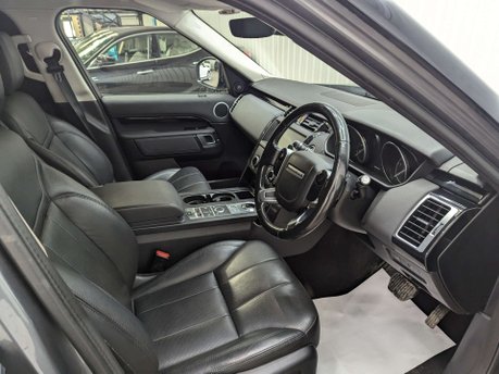 Land Rover Discovery 3.0 Discovery SE SDV6 Auto 4WD 46