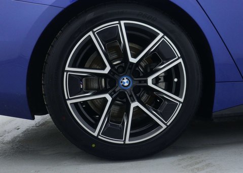 BMW i4 40 83.9kWh M Sport Gran Coupe 5dr Electric Auto eDrive (340 ps) 15