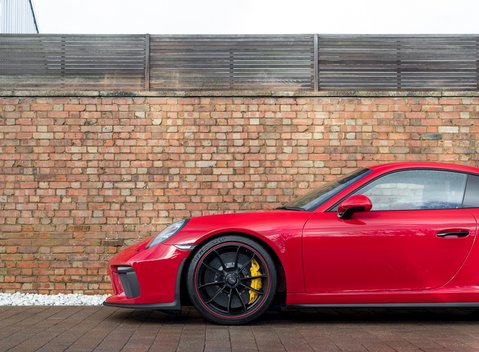 Porsche 911 (991.2) GT3 28
