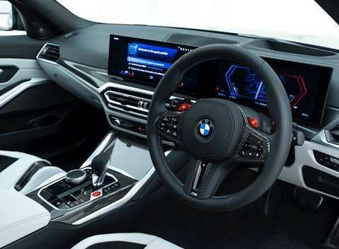 BMW M3 Competition XDrive Touring 9