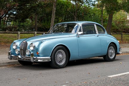 Jaguar Mark II Fixed Head Coupé 1