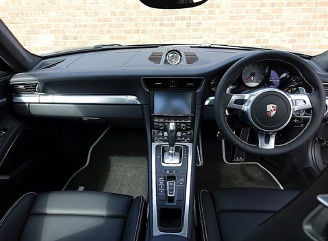 Porsche 911 (991) Carrera 4S 10