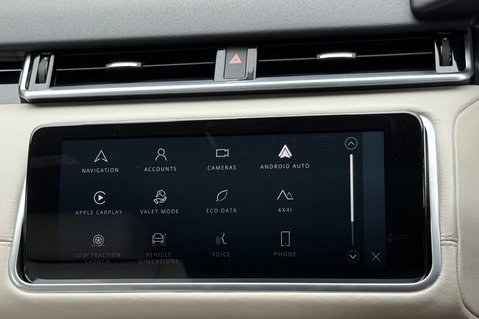 Land Rover Range Rover Velar R-DYNAMIC HSE - ALL BLACK - SLIDING PAN ROOF -2 OWNERS - SERVICE HISTORY 55