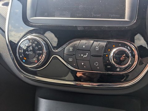 Renault Captur DYNAMIQUE S MEDIANAV ENERGY DCI S/S 29