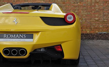 Ferrari 458 Spider 14