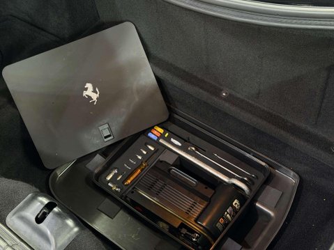 Ferrari 599 6.0 V12 GTB Fiorano Coupe 2dr Petrol F1 Euro 4 (612 bhp) 54