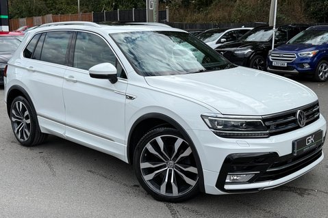 Volkswagen Tiguan R LINE TDI BMT 4MOTION DSG - PAN ROOF - APPLE CAR PLAY -ADAPTIVE CRUISE 1