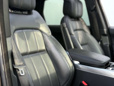 Land Rover Range Rover Sport 2.0 Range Rover Sport HSE Dynamic Black P400e Auto 4WD 5dr 13
