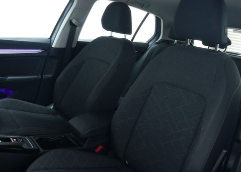 Volkswagen Golf 1.0 eTSI MHEV Life Hatchback 5dr Petrol Hybrid DSG Euro 6 (s/s) (110 ps) 50