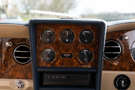 Bentley Continental R 22