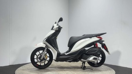 Piaggio Medley 2023 ONLY 4K 125CC LEARNER SCOOTER 15 BHP NEW MOT WARRANTY 4