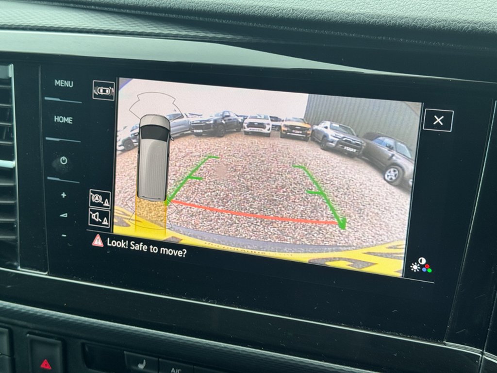 2024 Volkswagen TransporterAUTO SWB L1H1 Sportline T32 Air Con Alloys Camera Sensors EURO 6 NO VAT — thumbnail 40 of 51