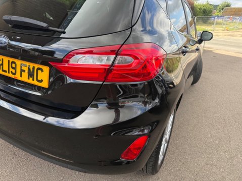 Ford Fiesta 1.5 TDCi Titanium Euro 6 (s/s) 5dr 27