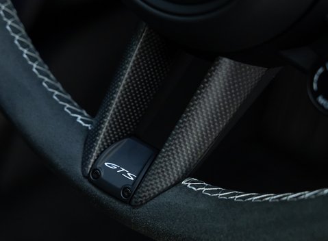 Porsche Taycan GTS SPORT TURISMO 14