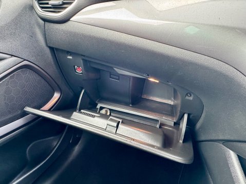 Vauxhall Crossland X ELITE 39
