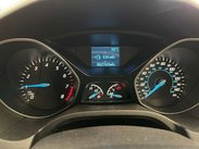 Ford Focus 1.0T EcoBoost Zetec S Hatchback 5dr Petrol Manual Euro 5 (s/s) (125 ps) 29