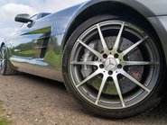 Mercedes-Benz SLS AMG 30