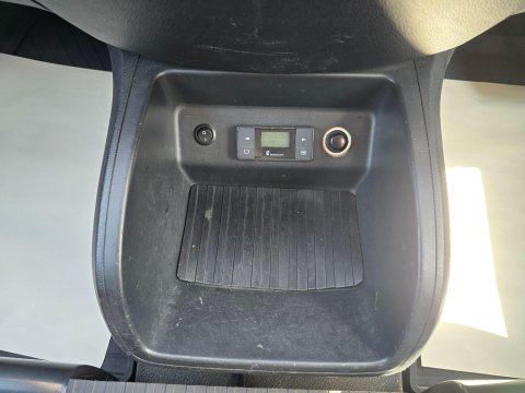 Mercedes-Benz Vito Camper Van 29
