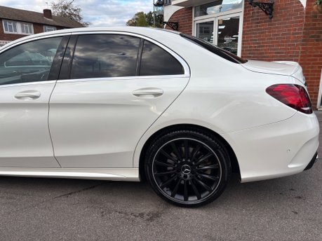Mercedes-Benz C43 3.0 V6 AMG Edition (Premium) Saloon Petrol G-Tronic+ 4MATIC Euro 6 (390ps) 6