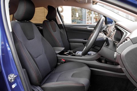 Ford Mondeo ST-LINE TDCI 32