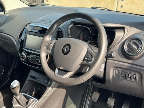 Renault Captur DYNAMIQUE NAV TCE 42