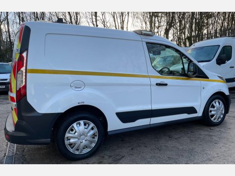 Ford Transit Connect 1.5 TDCi 220 L1 H1 5dr 8