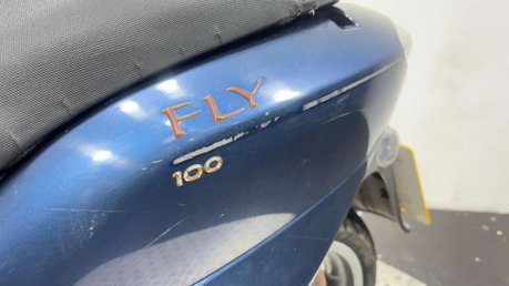 Piaggio Fly 2009 12K NON RUNNING PROJECT SCOOTER 100CC 22