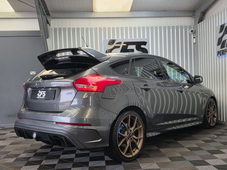 Ford Focus 2.3T EcoBoost RS Hatchback 5dr Petrol Manual AWD Euro 6 (s/s) (350 ps) 6