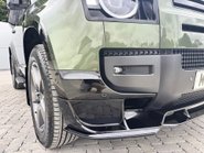 Land Rover Defender 90 D250 Hard Top X-Dynamic HSE 3 Seat 19
