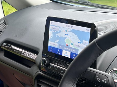 Ford Ecosport TITANIUM 9