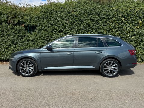 Skoda Superb 2.0 TDI Laurin & Klement Estate 5dr Diesel DSG Euro 6 (s/s) (150 ps) 33