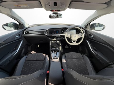 Vauxhall Grandland 1.2 Hybrid [136] Ultimate 5dr e-DCT6 16