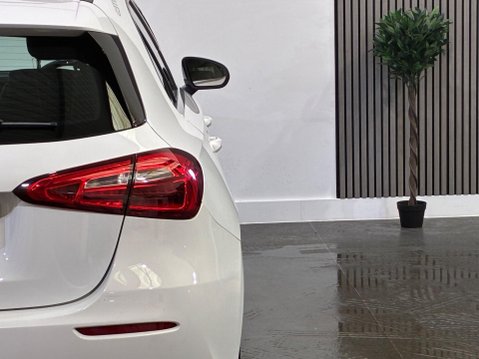 Mercedes-Benz A Class 1.5 A180d SE 7G-DCT Euro 6 (s/s) 5dr 45