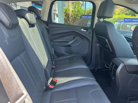 Ford Kuga 2.0 TDCi Titanium X AWD Euro 5 5dr 27