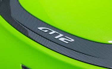 Aston Martin Vantage GT12 29