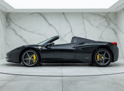 Ferrari 458 SPIDER 6