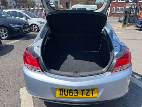 Vauxhall Insignia 2.0 Insignia SRi CDTi ecoFLEX S/S 5dr 16