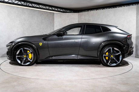 Ferrari Purosangue HUGE SPEC. WARRANTY. HISTORIC PAINT. CARBON INT/EXT PACK. PANO ROOF. 8